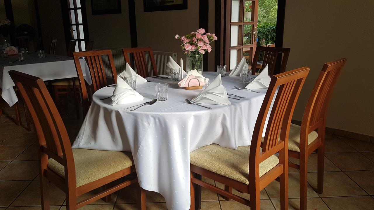 Folwark Tumiany Pokoje & Restauracja エクステリア 写真